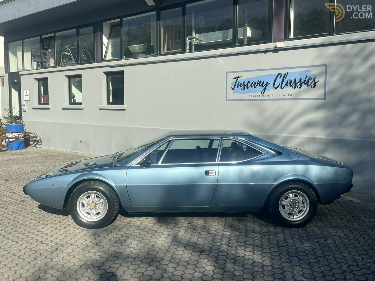 1976 Ferrari Dino 208 GT4, foto 1