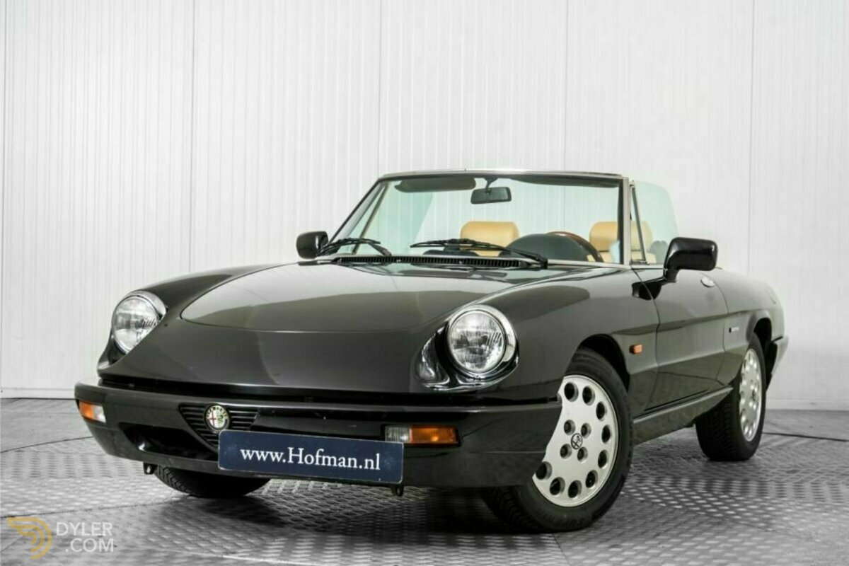 1991 Alfa Romeo Spider 2.0, foto 1
