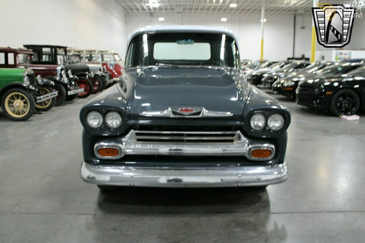 1958 Chevrolet Apache 380, foto 2