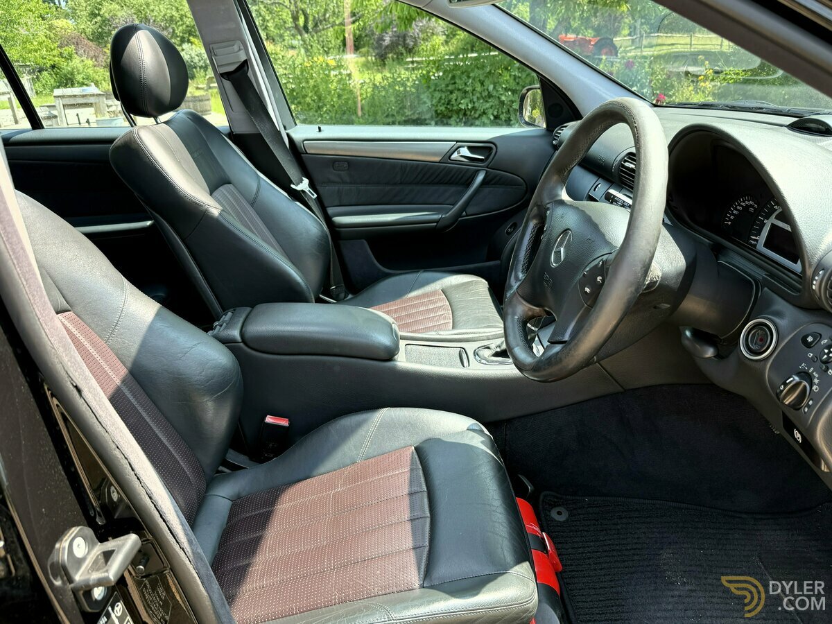 2001 Mercedes-Benz C 32 AMG Estate, foto 11