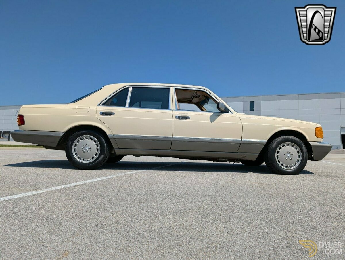 1986 Mercedes-Benz S-Class 420 SEL, foto 7