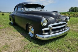 Chevrolet DeLuxe Street Rod Coupé 1950 Preto