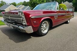 Plymouth Fury 3 Convertible Cabriolet/Roadster 1965 Bordô