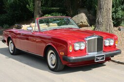 Bentley Corniche 1983 Rot