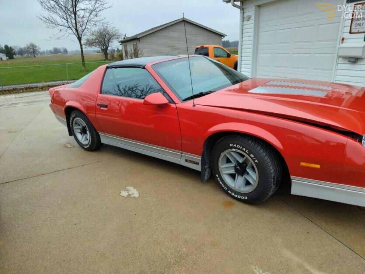 1986 Chevrolet Camaro RS/Z28, foto 2