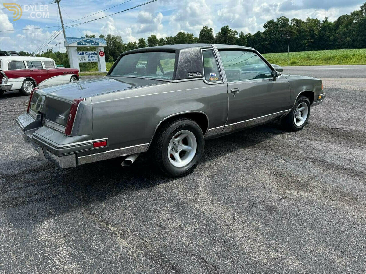 1988 Oldsmobile Cutlass, foto 8