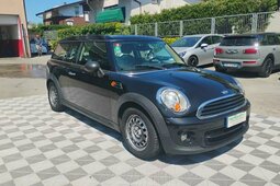MINI Clubman Mini 1.6 16V One D Clubman.NEOPATENTATI Kombi 2014 Schwarz