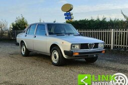 Alfa Romeo Alfetta 2.0 L 131 CV ASI Bellissima Sedán / Berlina 1980