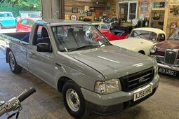 Ford Ranger REGULAR CAB 4X2 2-Door Camioneta 2005 Gris