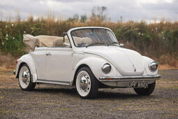 Volkswagen Beetle 1303 Karmann Cabriolet 1978
