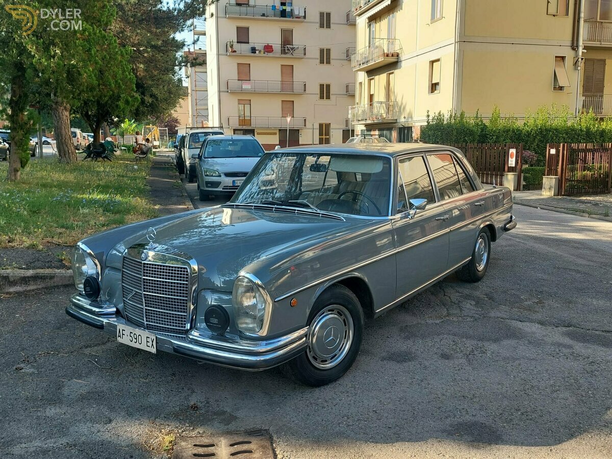 1968 Mercedes-Benz 280 SE Manual, foto 1