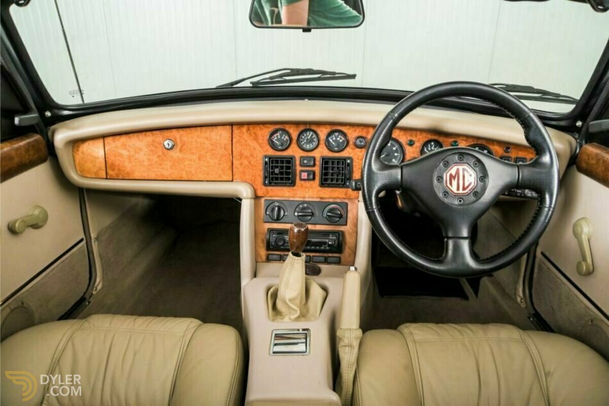 1993 MG RV8 4.0 V8, foto 7
