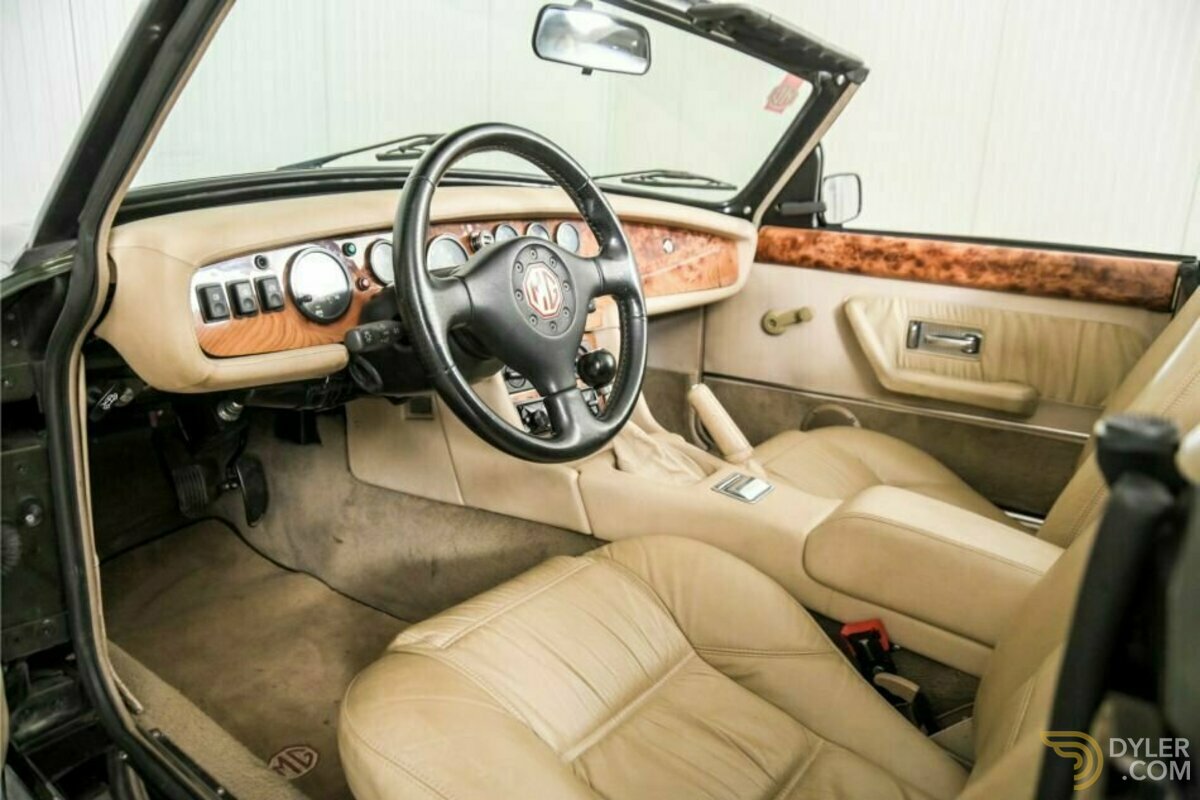 1994 MG RV8 4.0 V8 LHD, foto 11
