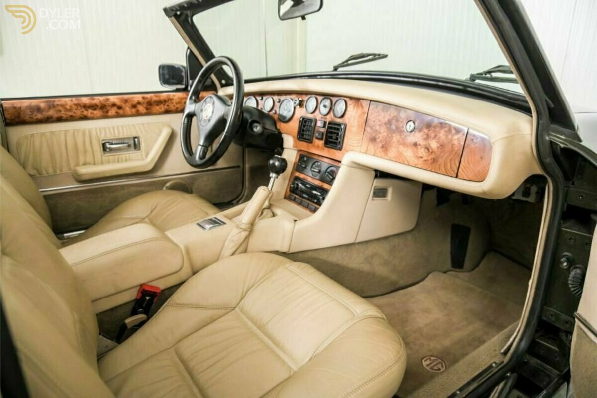 1994 MG RV8 4.0 V8 LHD, foto 12