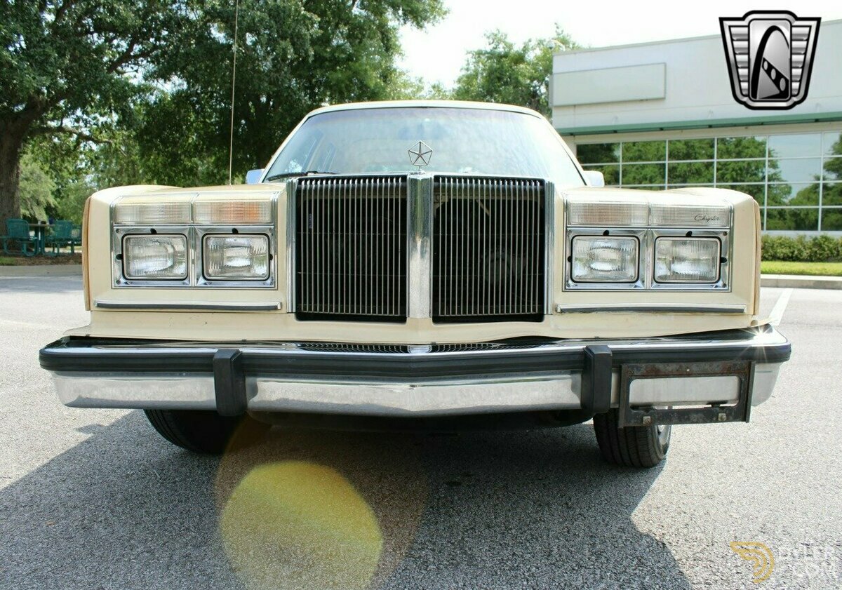 1981 Chrysler Le Baron Town and Country, foto 8