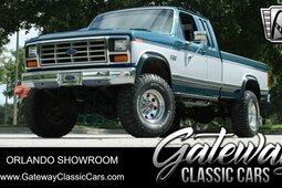 Ford F-250 4x4 Supercab Pickup 1986 Blau