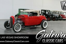 Ford Model A Cabriolet/Roadster 1932 Vermelho