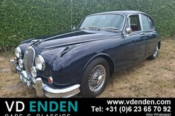 Black Jaguar・2点まとめ買い 1967 Jaguar Mark 2 Black Manual, 4 speed Right Hand Drive in