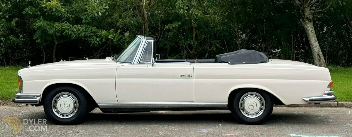 1970 Mercedes-Benz 280 SE 3.5Ltr Convertible, foto 2
