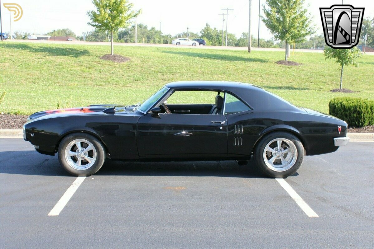 1968 Pontiac Firebird Restomod, foto 2