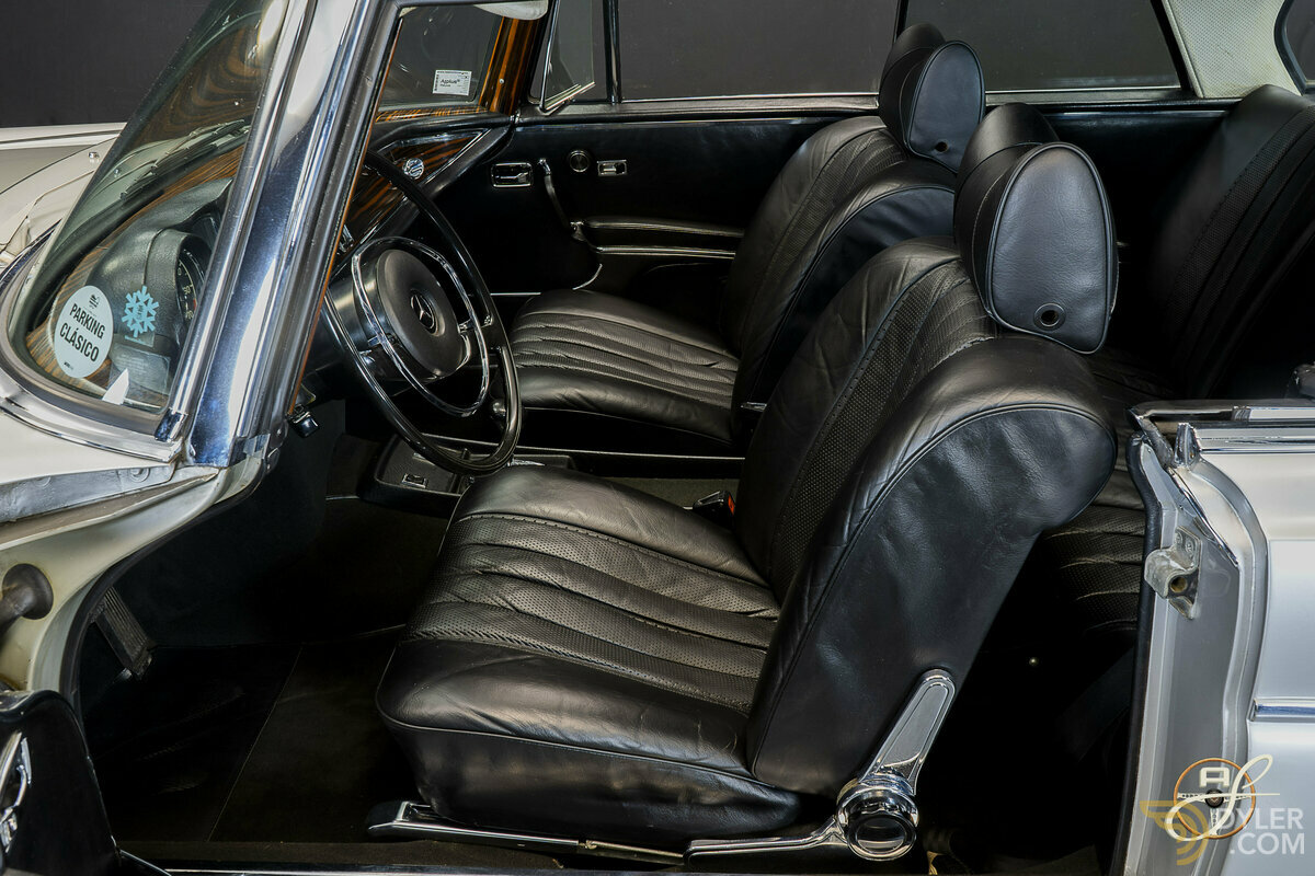1970 Mercedes-Benz 280 SE 3.5 W111, foto 10