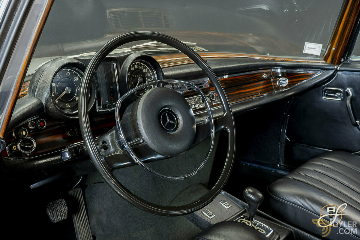 1970 Mercedes-Benz 280 SE 3.5 W111, foto 11