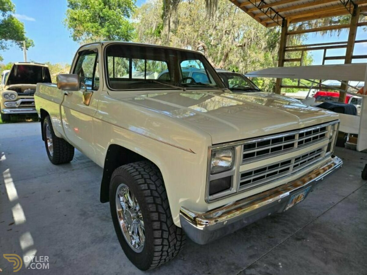 1981 GMC Sierra Classic, foto 1