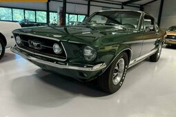 Ford Mustang Fastback Hatchback 1967 Green