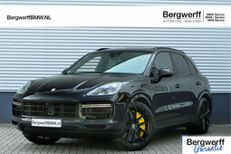 Porsche Cayenne 4.0 Turbo - Pano - PCCB - Sport Chrono - Burmester SUV 2018 Black