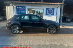 Porsche Macan 2.0  !!!!! SUV 2020 Schwarz