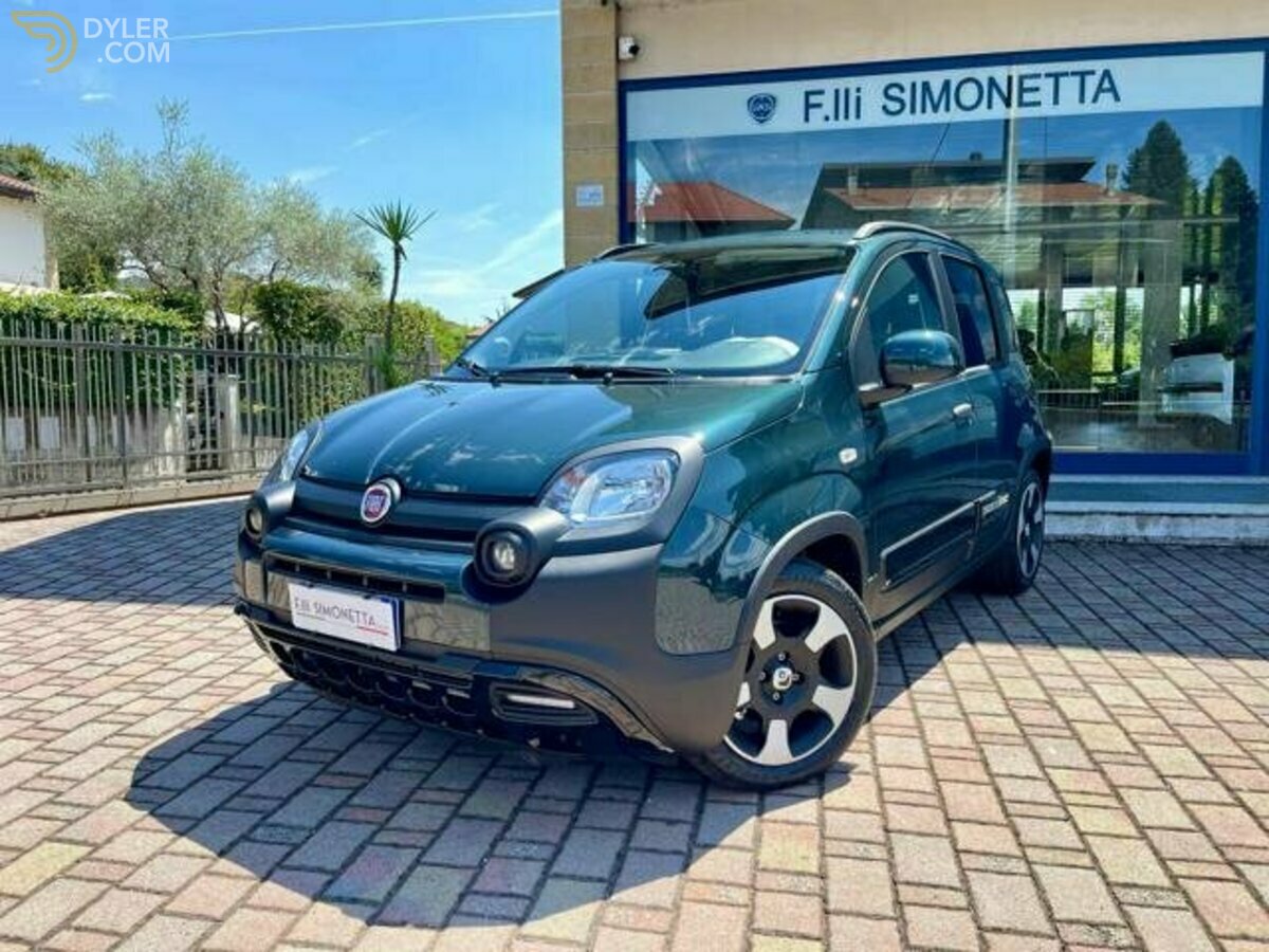 2025 Fiat Panda 1.0 FireFly S&S Hybrid Pandina - KM0 For Sale