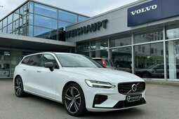 Volvo V60 T8*R-Design*AWD*AHK*Pano*360°H&K*ACC*Keyless Familiar 2021