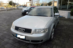 Audi A4 1.9 TDI/130 CV cat Avant Kombi 2003 Grau
