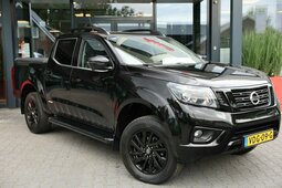 Nissan Navara 2.3 DCI DUBBEL CABINE N-GUARD A/T BE TREKKER 5 SIT Todoterreno 2019 Negro