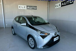 Toyota Aygo 1.0 VVT-i 72 CV Connect X-Business 5 porte Sedan / Saloon 2019 Silver