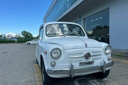 Fiat 600 600D Berlina compatta 1967 Bianco