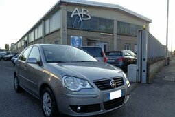 Volkswagen Polo 1.4/80CV 16V 5p. *OK NEOPATENTATI* *FINANZIABILE* Sedan / Saloon 2006 Grey
