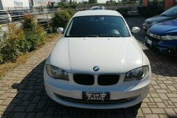 BMW 118 d 2.0 143CV cat 5 porte Attiva DPF Limousine 2010 Weiss