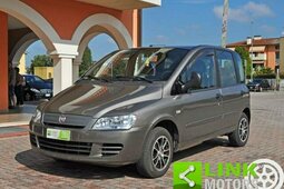 Fiat Multipla 1.6 16V Natural Power Active Minivan/MPV 2010