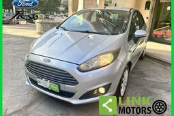 Ford Fiesta 1.5 TDCi 75CV 5 porte Business Sedán / Berlina 2014 Gris