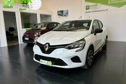 Renault Clio TCe 91 CV KM CERT, NEOPAT, LED. Sedan / Saloon 2023 White
