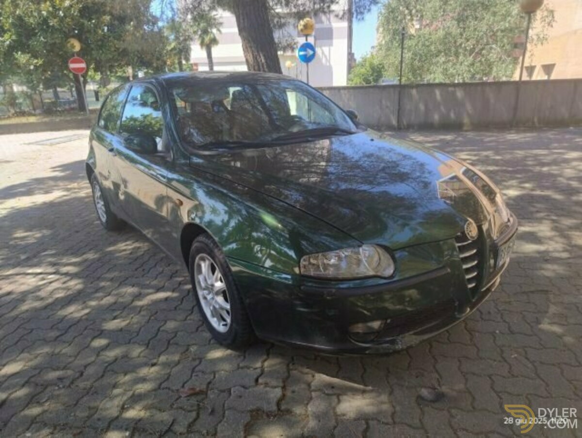 2001 Alfa Romeo 147 1.6i TS 3P Distinctive 65000km 1prop, foto 2
