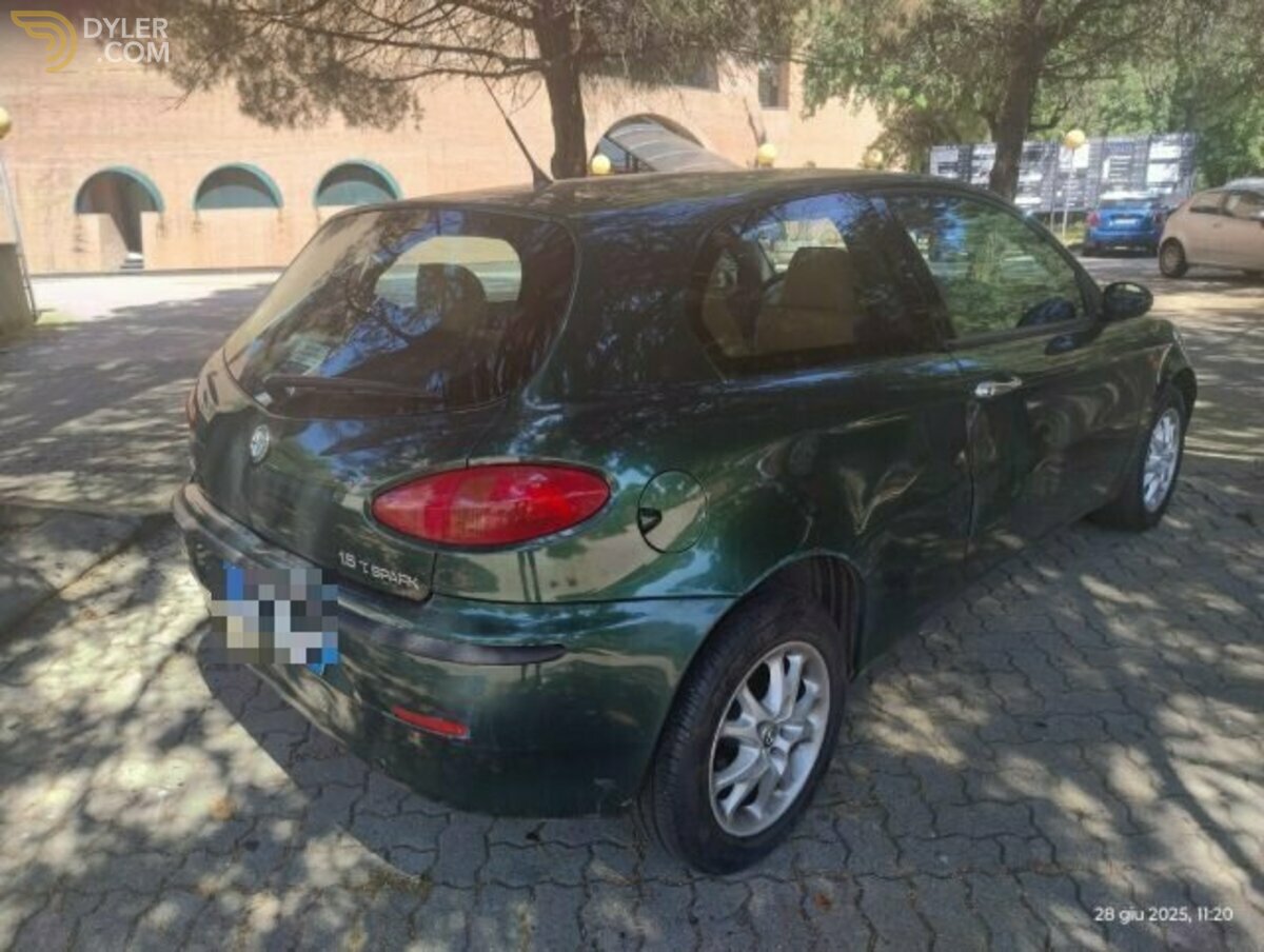 2001 Alfa Romeo 147 1.6i TS 3P Distinctive 65000km 1prop, foto 3