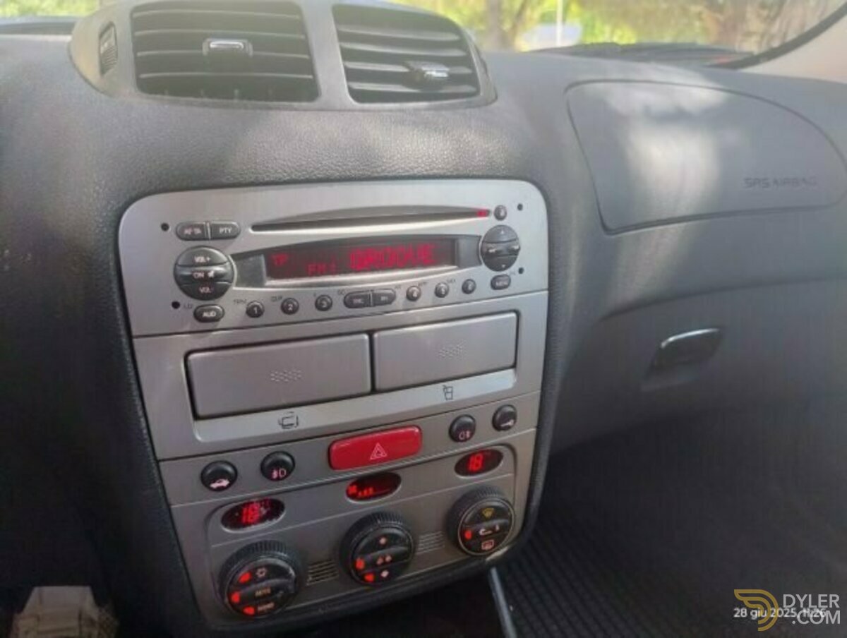2001 Alfa Romeo 147 1.6i TS 3P Distinctive 65000km 1prop, foto 10
