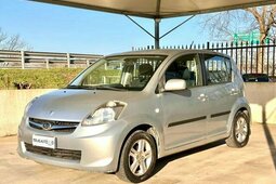 Subaru Justy 1.0 12V 5 PORTE Bi-Fuel OK NEOP GPL FINO 07/2029 Kleintransporter 2009 Silberfarben
