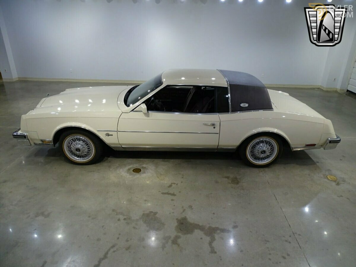 1984 Buick Riviera, foto 3