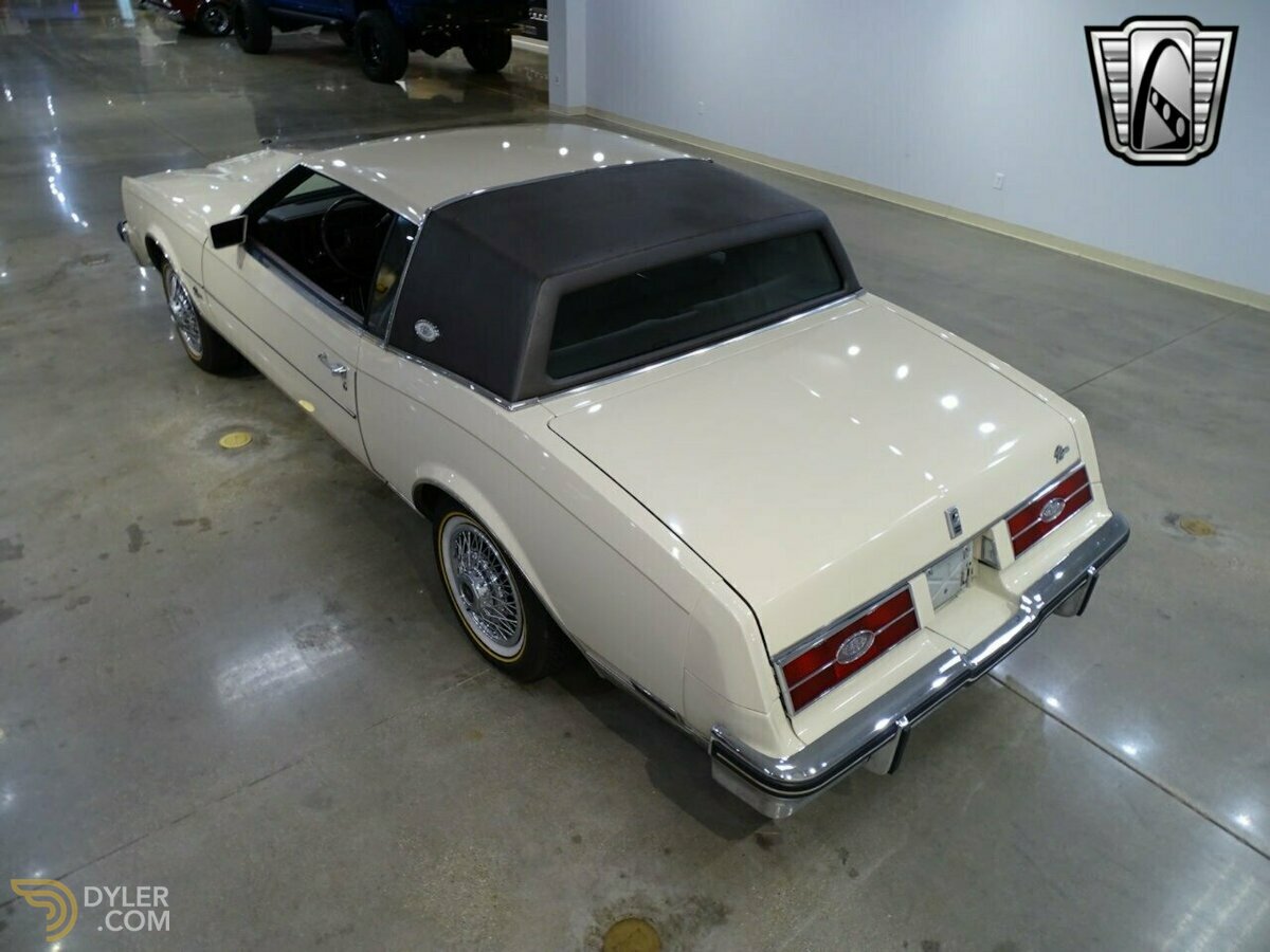 1984 Buick Riviera, foto 4