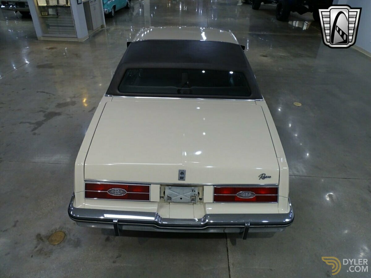 1984 Buick Riviera, foto 5