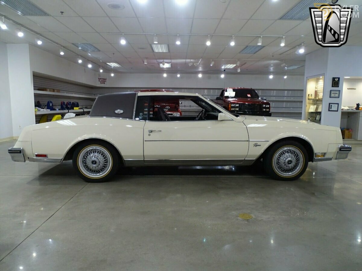 1984 Buick Riviera, foto 7