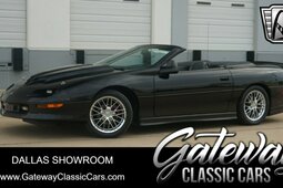 Chevrolet Camaro Z28 Cabriolet / Roadster 1997 Schwarz